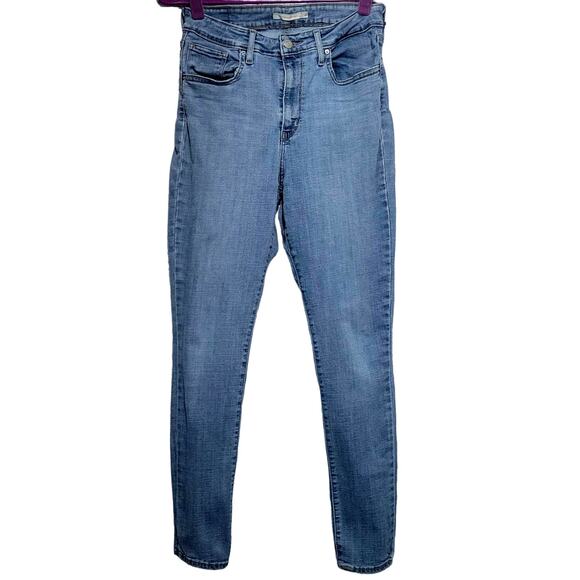 Levi's High Rise Light Wash Skinny Jeans Size 31 - Picture 1 of 10